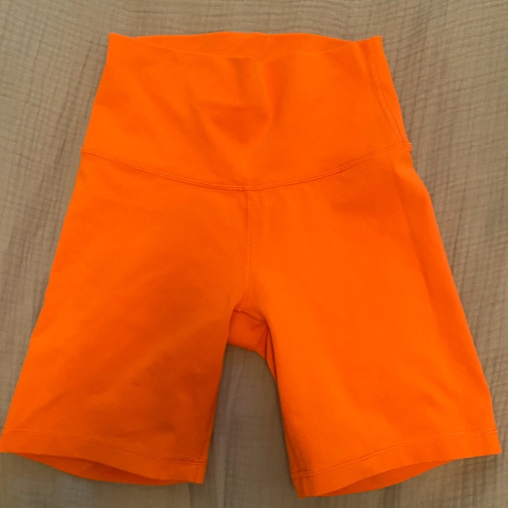 TNA shorts high waisted band orange